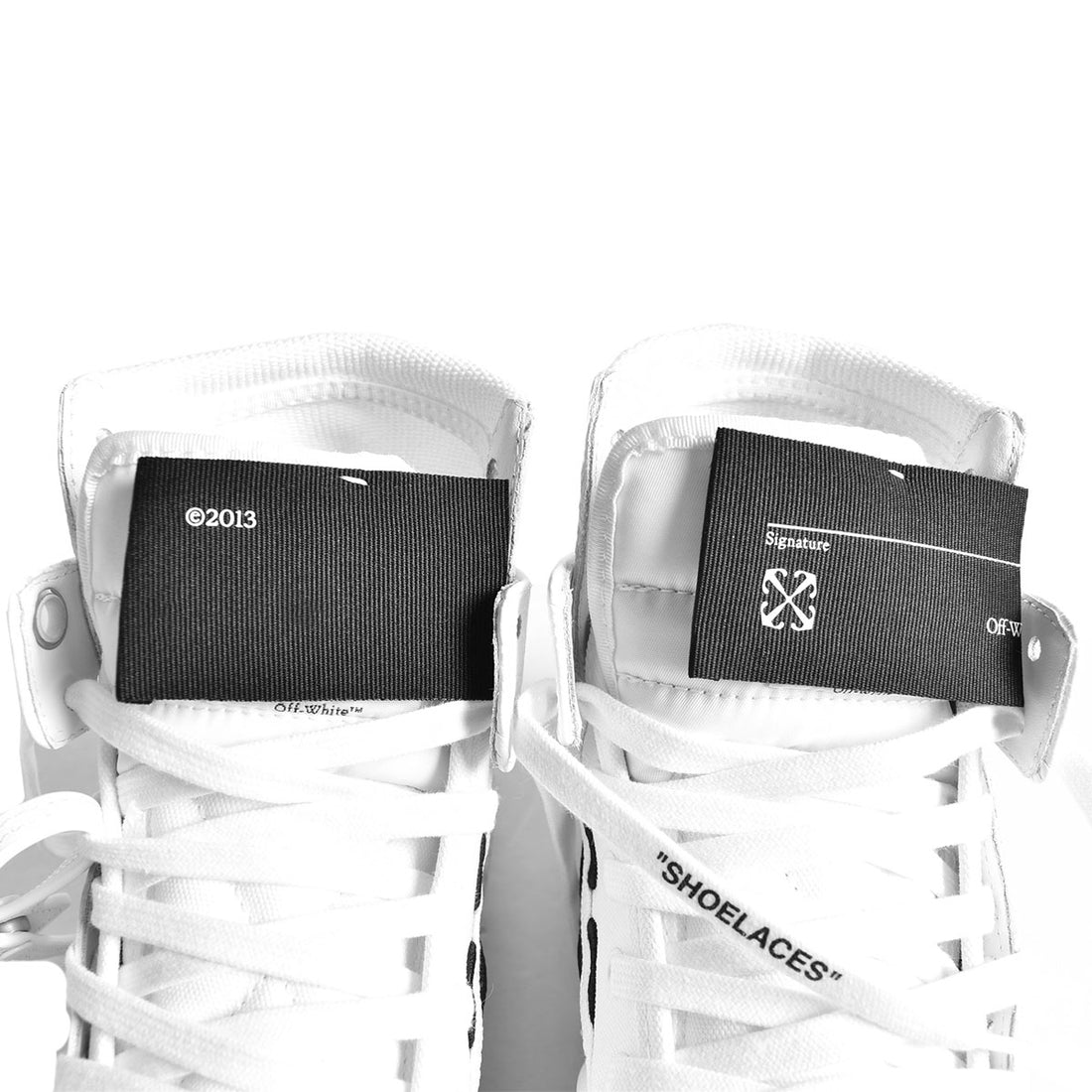 [Off-White]3.0 OFF COURT CALF LEATHER/WHITE BLACK(OMIR24-SLG0001)