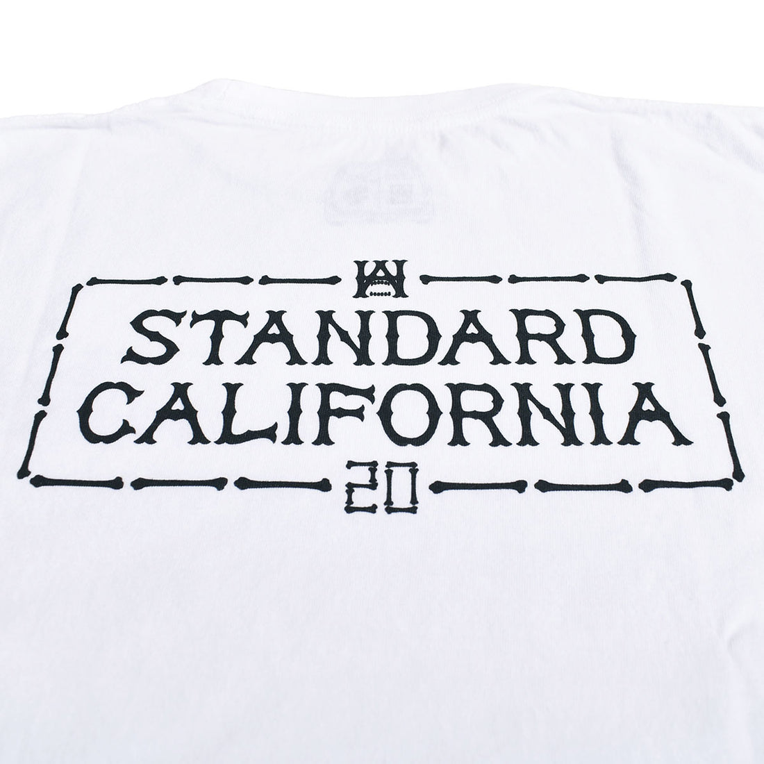 [STANDARD CALIFORNIA]AH × SD Logo T/WHITE(TSOSP090)