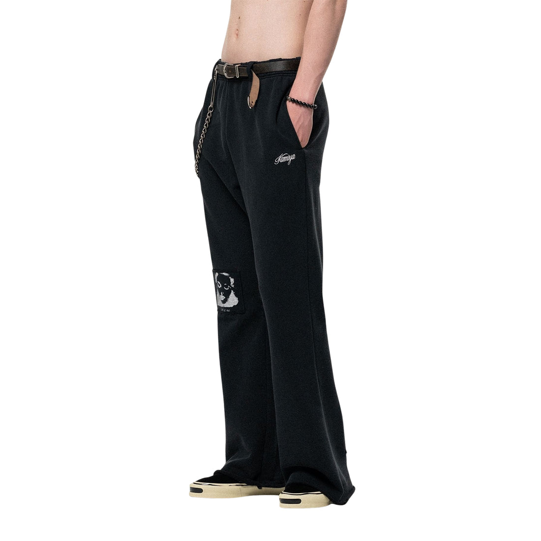 [KAMIYA] "Girl Patch" Bootcut Sweat Pants (G17PT103)