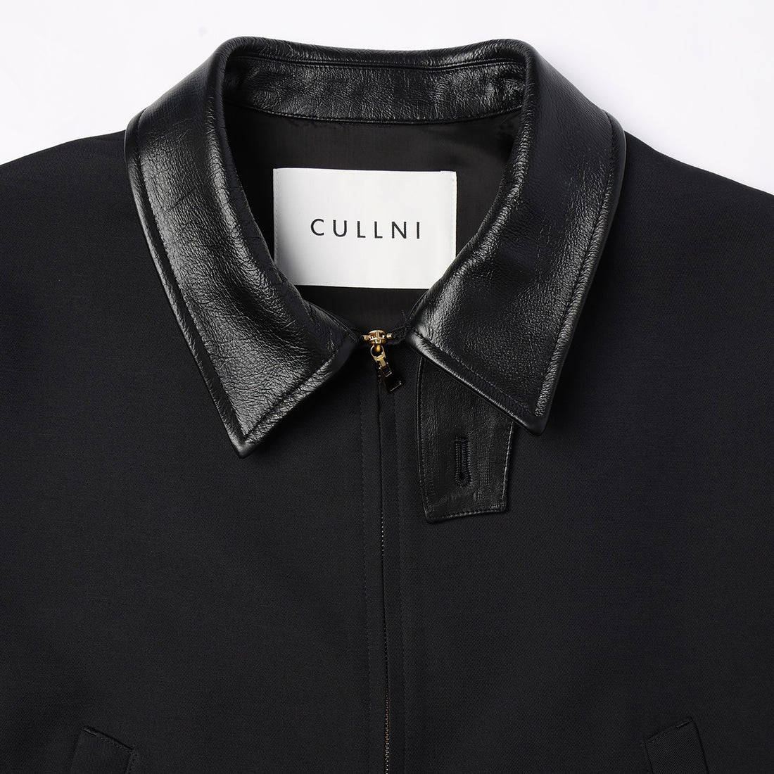 [CULLNI] Structured Twill Double Cloth Lether Collar Blouson (26-AW-028)