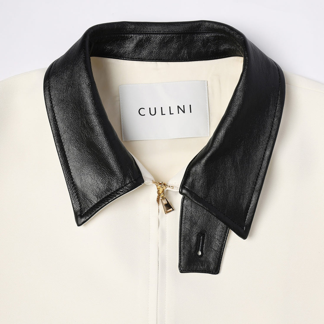 [CULLNI] Structured Twill Double Cloth Lether Collar Blouson (26-AW-028)