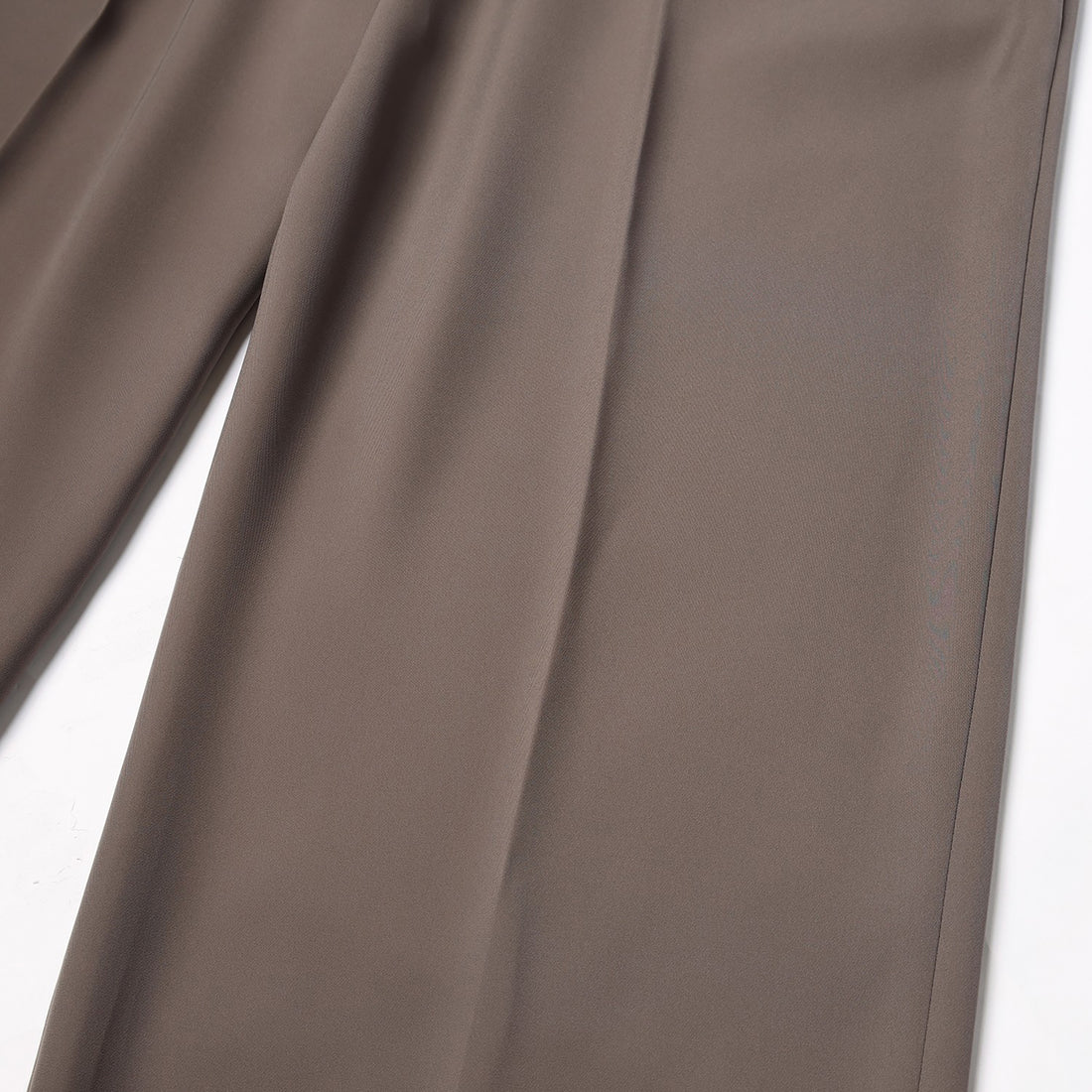 [CULLNI] Double Satin Decorative 3Tuck Wide Pants (26-AW-017)