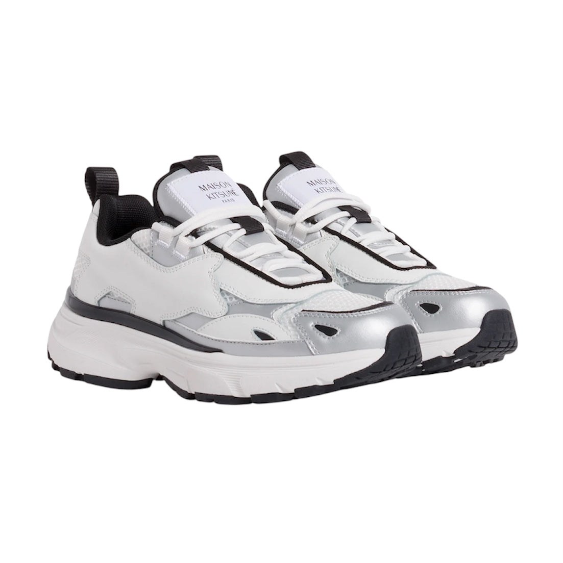 MAISON KITSUNE]SORA RUNNERS/Silver/white(MM04803LR0060) – R&Co.
