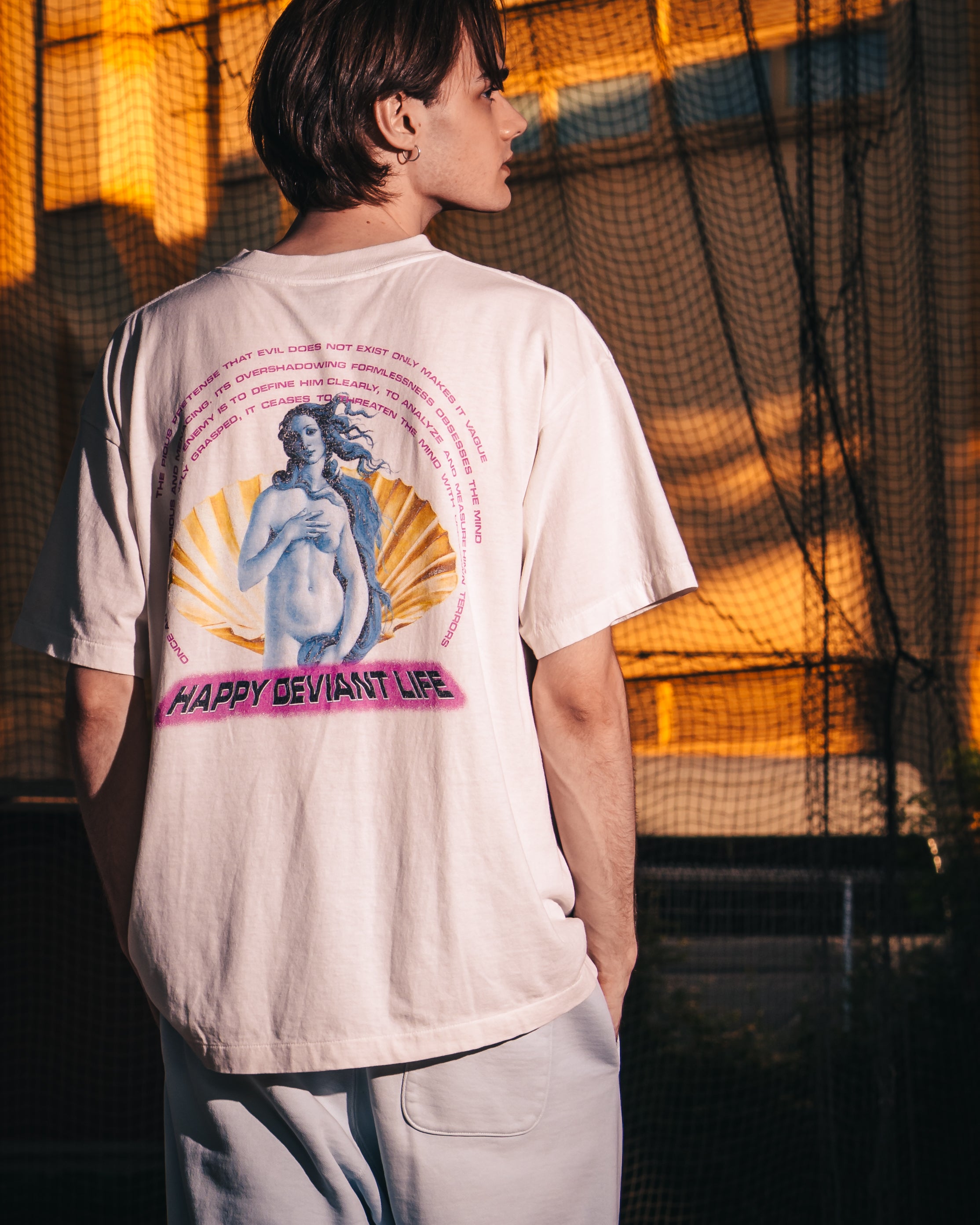 SAINT Mxxxxxx]SS T-SHIRT/MAGIC SAINT/WHITE(SM-MK8-0000-010) – R&Co.