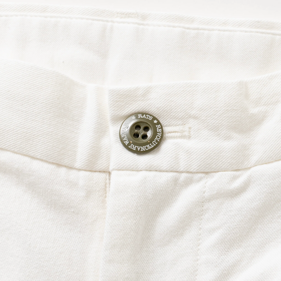 [RATS]CHINO SHORTS/WHITE