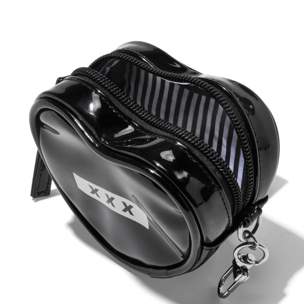 GOD SELECTION XXX]HEART POUCH/BLACK(GXL-S26-GD-01) – R&Co.