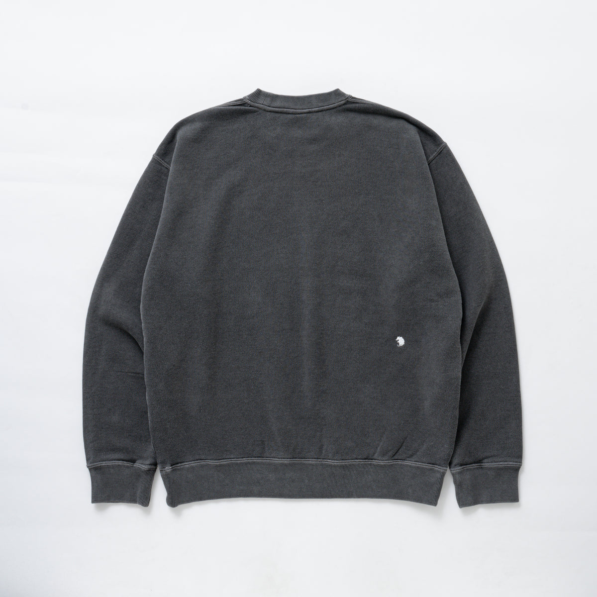 [RATS]PIGMENT DYED CREW NECK SWEAT/BLACK – R&Co.