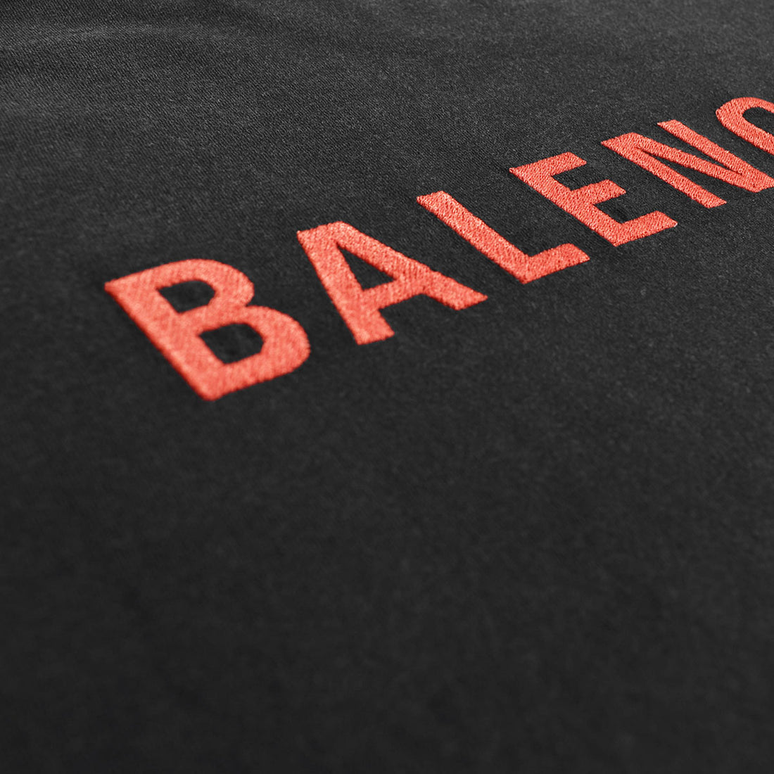 [BALENCIAGA]Medium Fit T-Shirt/BLACK/RED(764235TTVJ1)