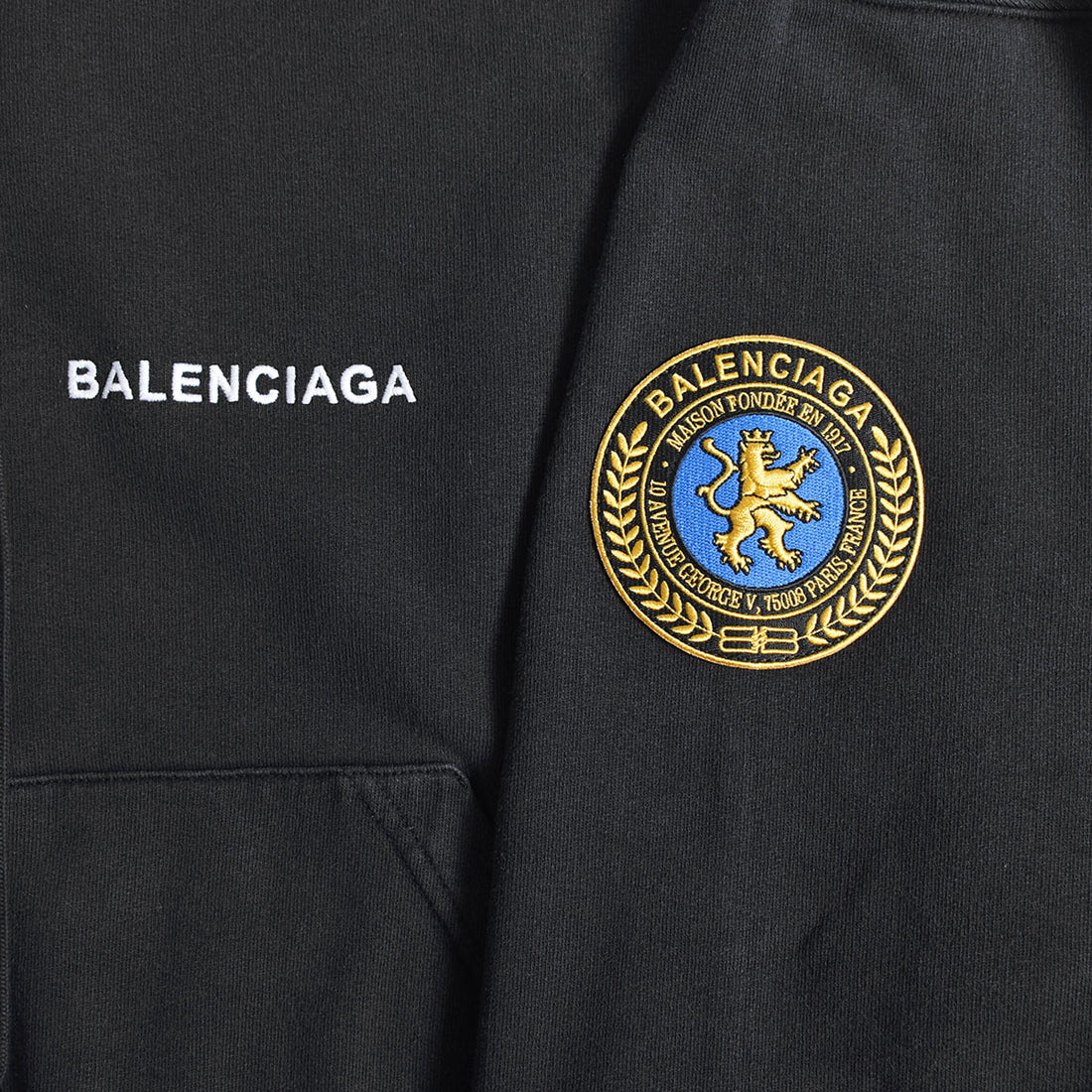 [BALENCIAGA]Large Zip-Up Hoodie/WASH BLACK(826162-TSVH3)