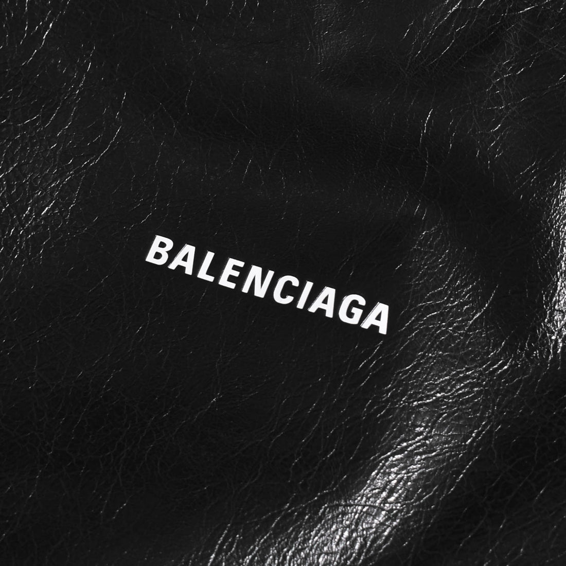 [BALENCIAGA]SHOPPER DUSTBAG CROSSB POUCH M/BLACK/WHITE(8471092ABH6)