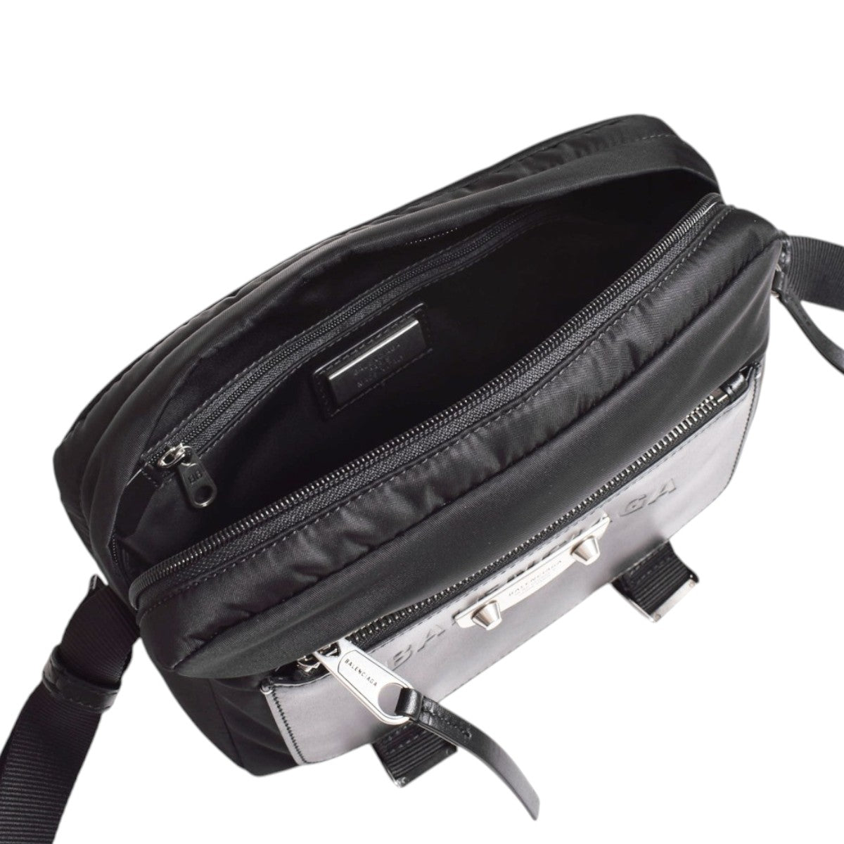 BALENCIAGA]SLEEK MENS NYL ZIP CROSSBODY S(A000HG2ACPU) – R&Co.
