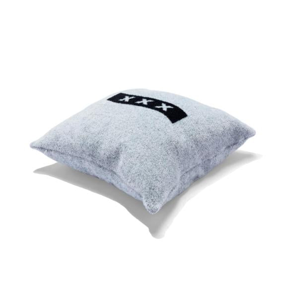 GOD SELECTION XXX]CUSHION/WHITE(GX-A25-GD-01) – R&Co.