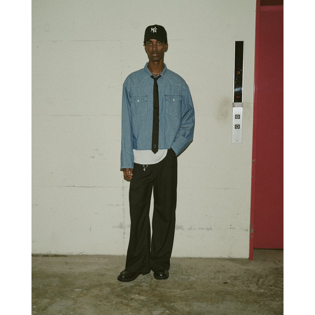[JieDa] FLARE PANTS (JIE-26S-PT06-B)