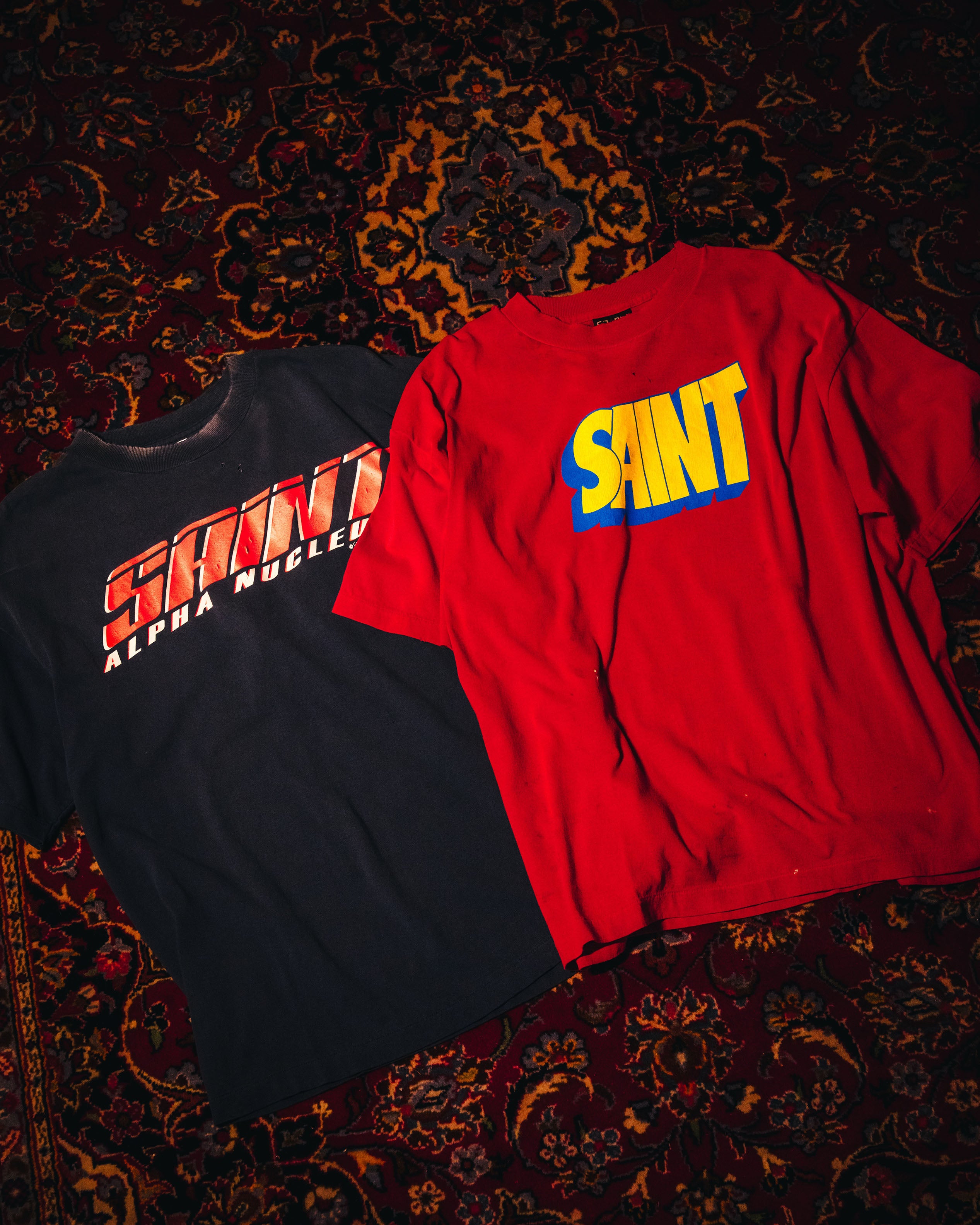 SAINT Mxxxxxx]SS TEE/SANIT/RED(SM-HR1-0000-025) – R&Co.