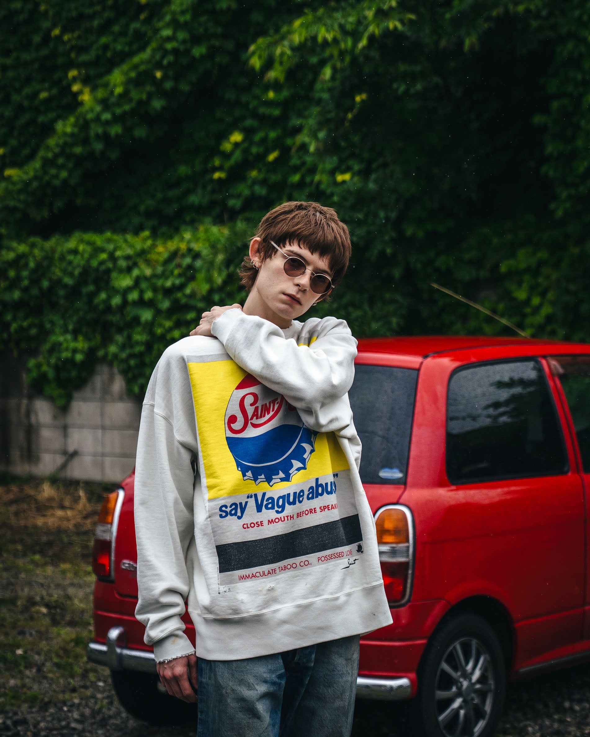 SAINT Mxxxxxx]CRW NECK SWT/VAGUE ABUSE/WHITE(SM-HR1-0000-046) – R&Co.