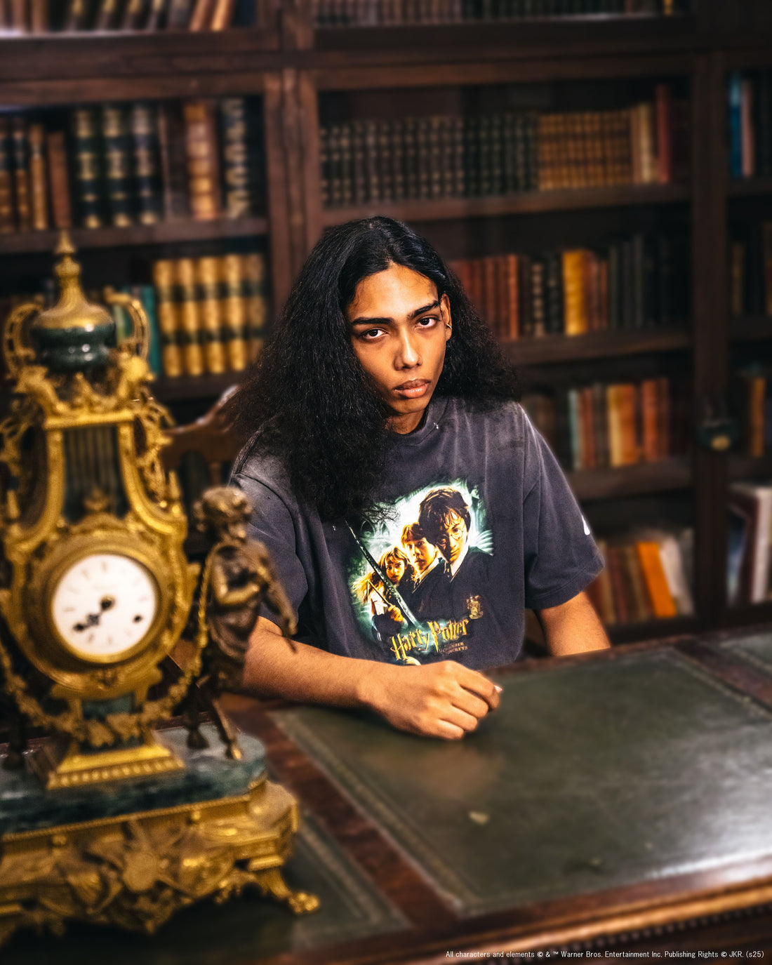 [SAINT Mxxxxxx]HP_SS TEE/CHAMBER OF SCRT/BLACK(SM-HR1-0000-C46)