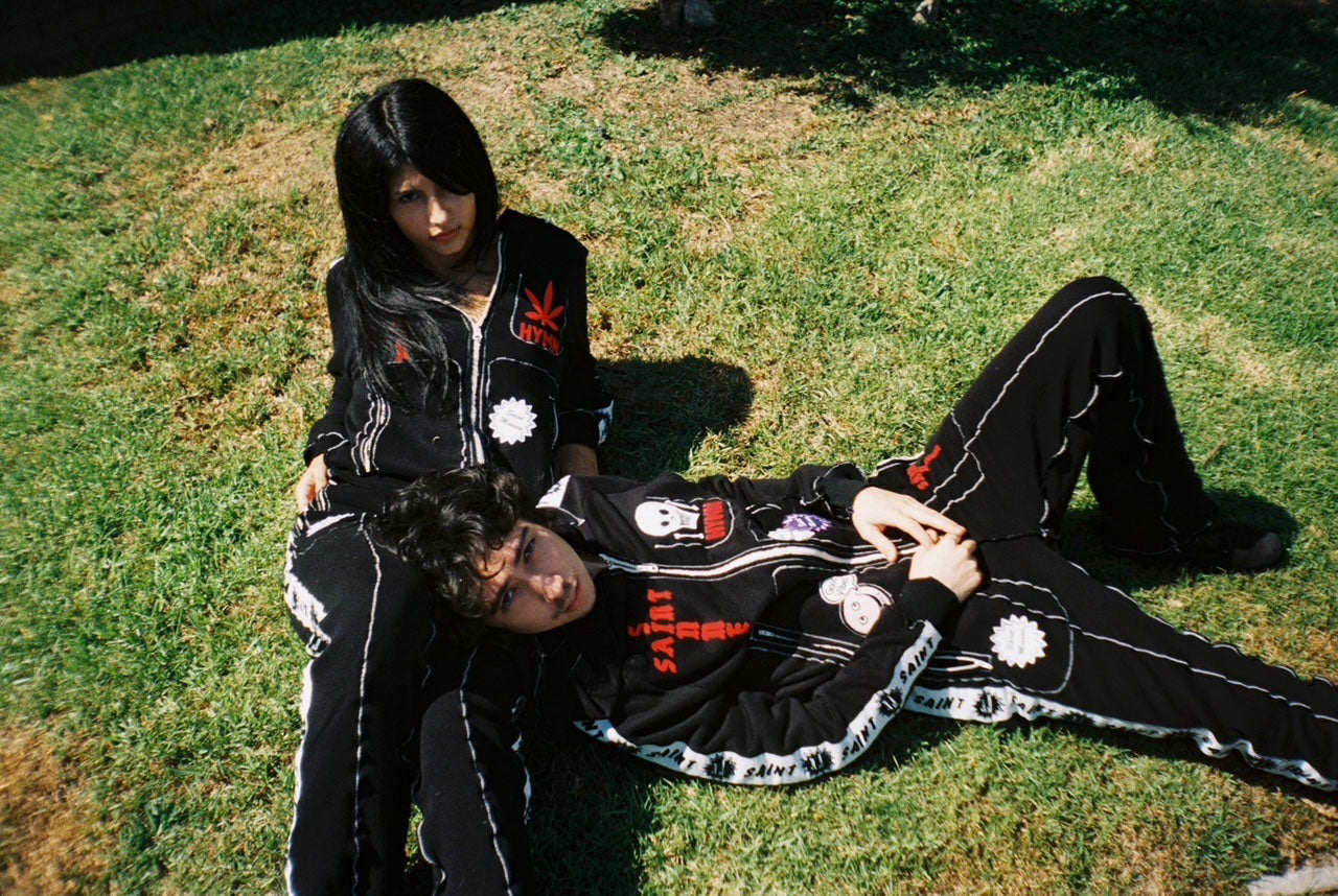 SAINT Mxxxxxx]ALM_SWEAT PANTS/BLACK(SM-HR1-0000-C70) – R&Co.