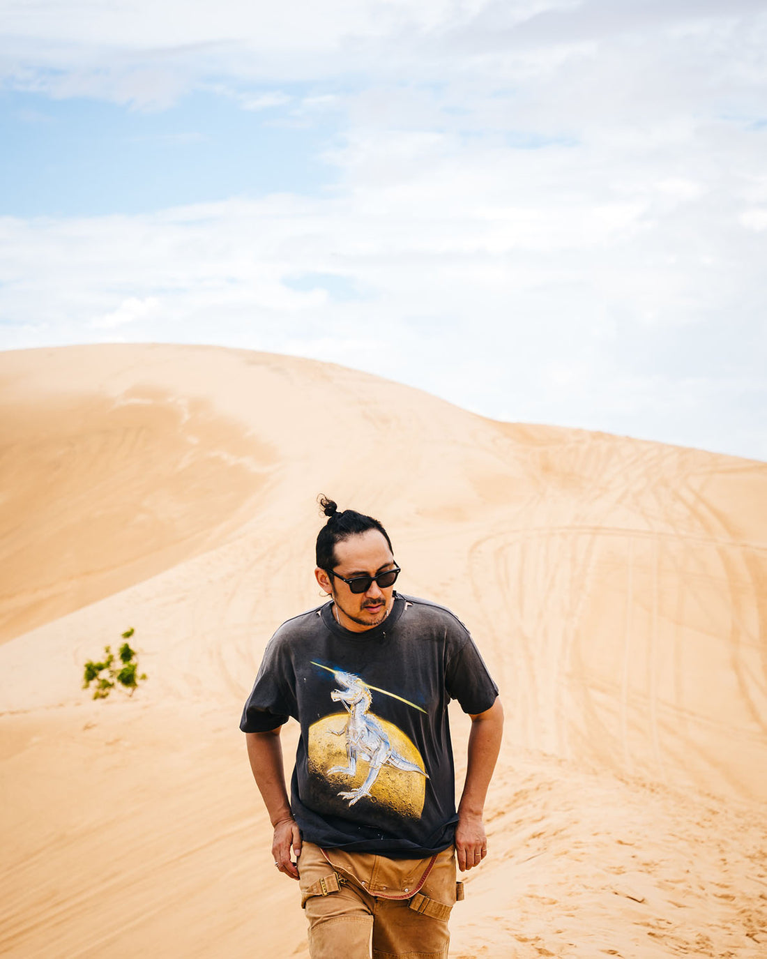 [SAINT Mxxxxxx]SRYM_SS TEE/T-REX/BLACK(SM-HR1-0000-C76)