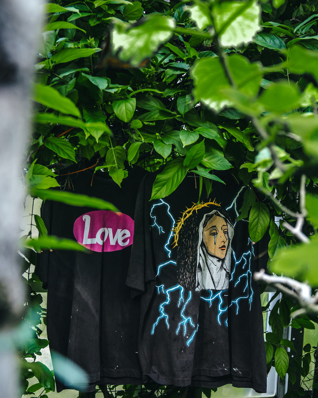 SAINT Mxxxxxx]SS TEE/LOVE/BLACK(SM-HR8-0000-012) – R&Co
