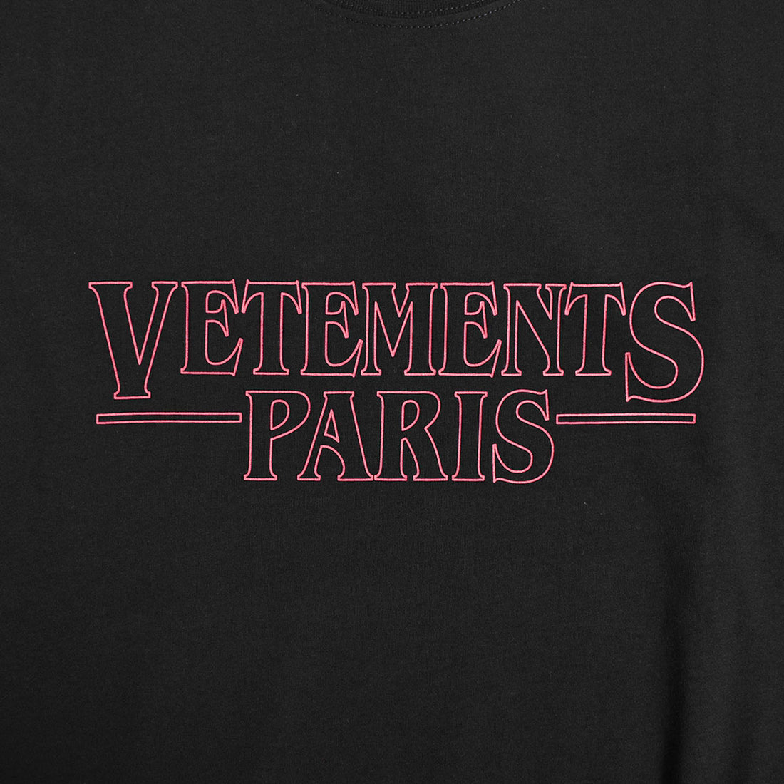 [VETEMENTS]VETEMENTS PARIS LOGO T-SHIRT/BLACK(UE54TR330)