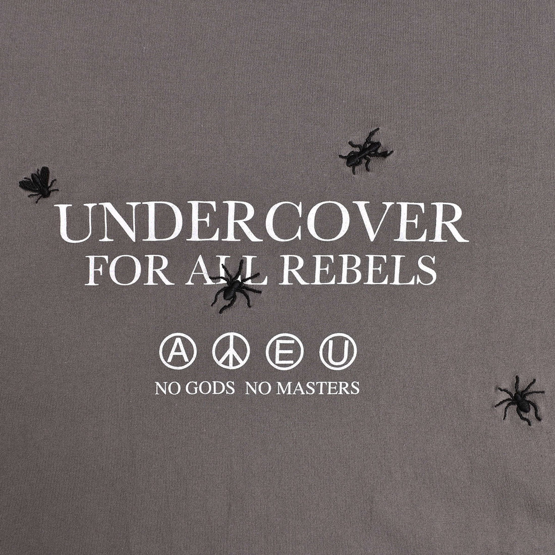 [UNDERCOVER]TEE UC FOR ALL REBELS BUG_em/GRAY(UP1D4804)