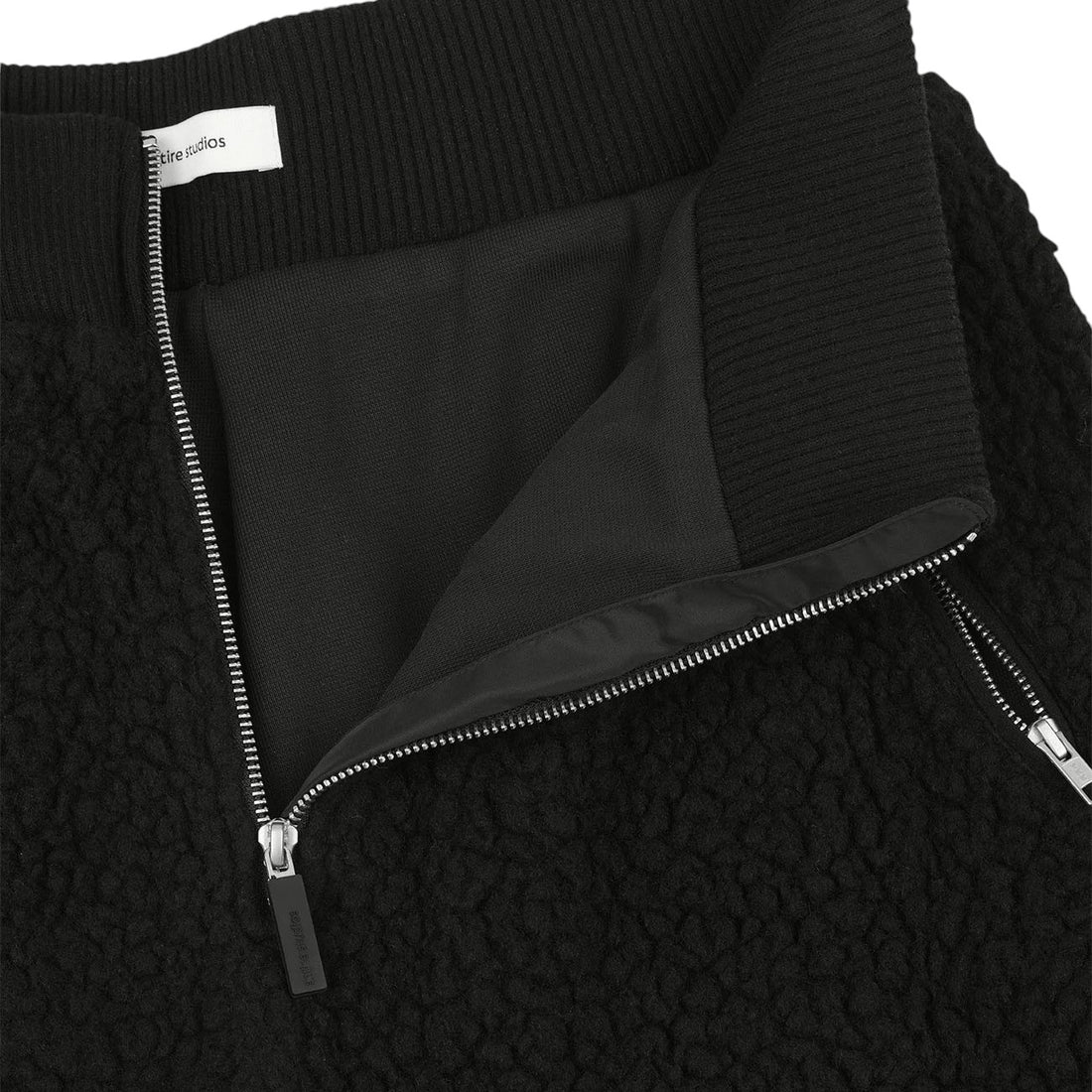 [ENTIRE STUDIOS]EF SHORT/BLACK(ESU-W25-2041)