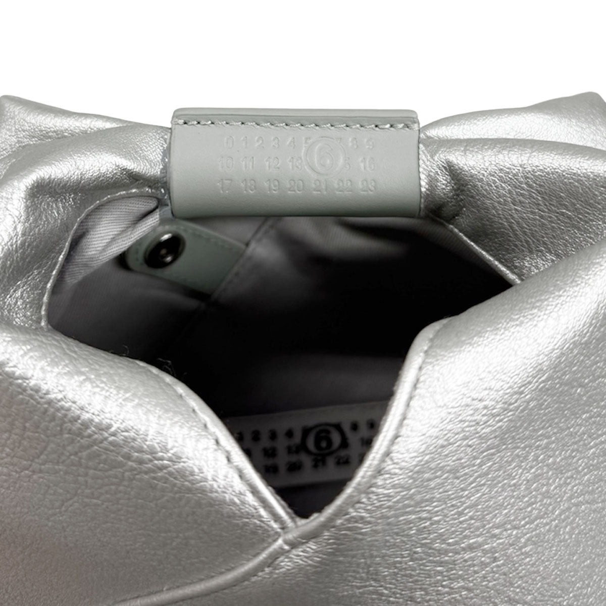 MM6 Maison Margiela]BORSA MANO (SB6WD0026-P8396) – R&Co.