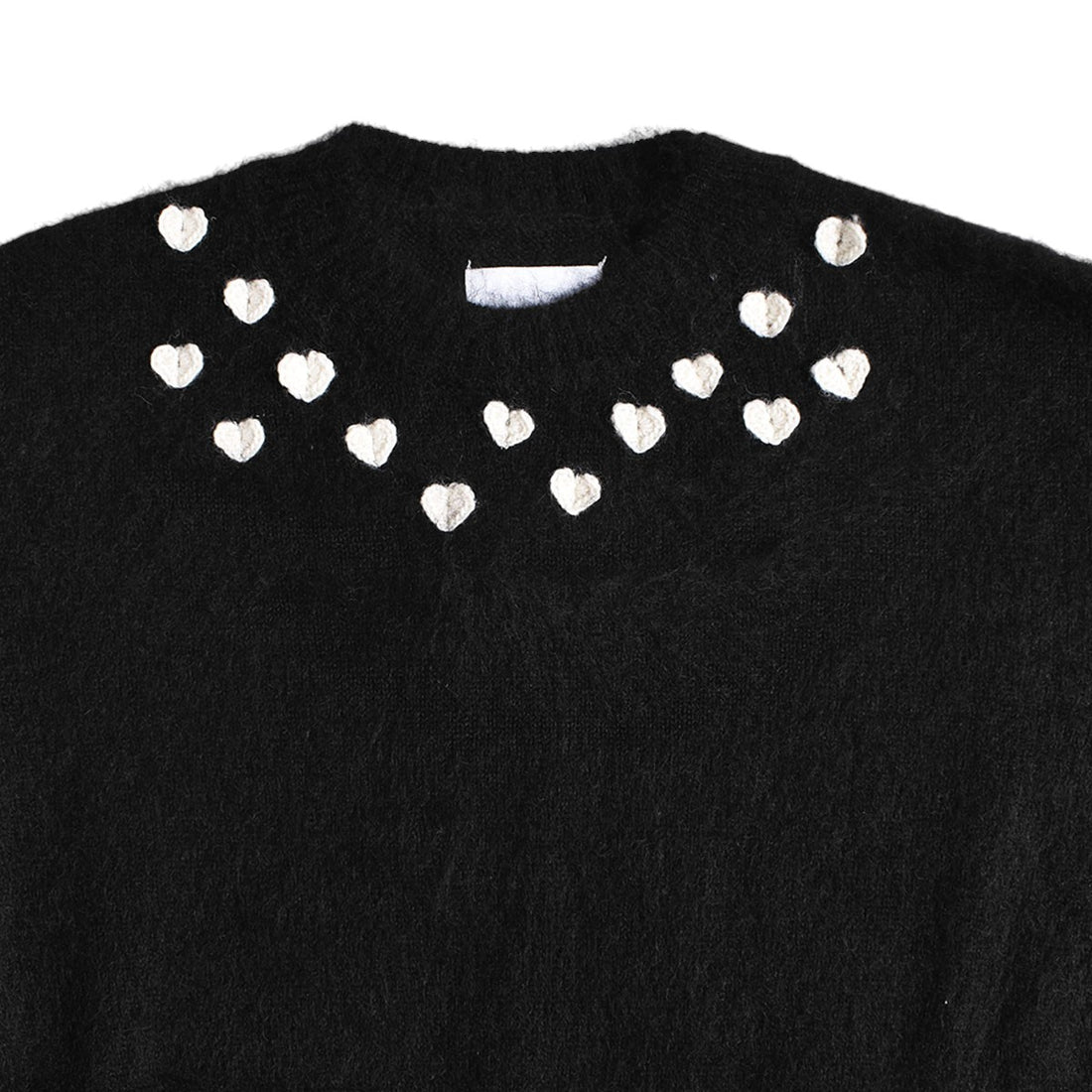 【TAKAHIRO MIYASHITA TheSoloIst】heart attached mohaer crew neck sweater./BLACK(sk.0013AW25)