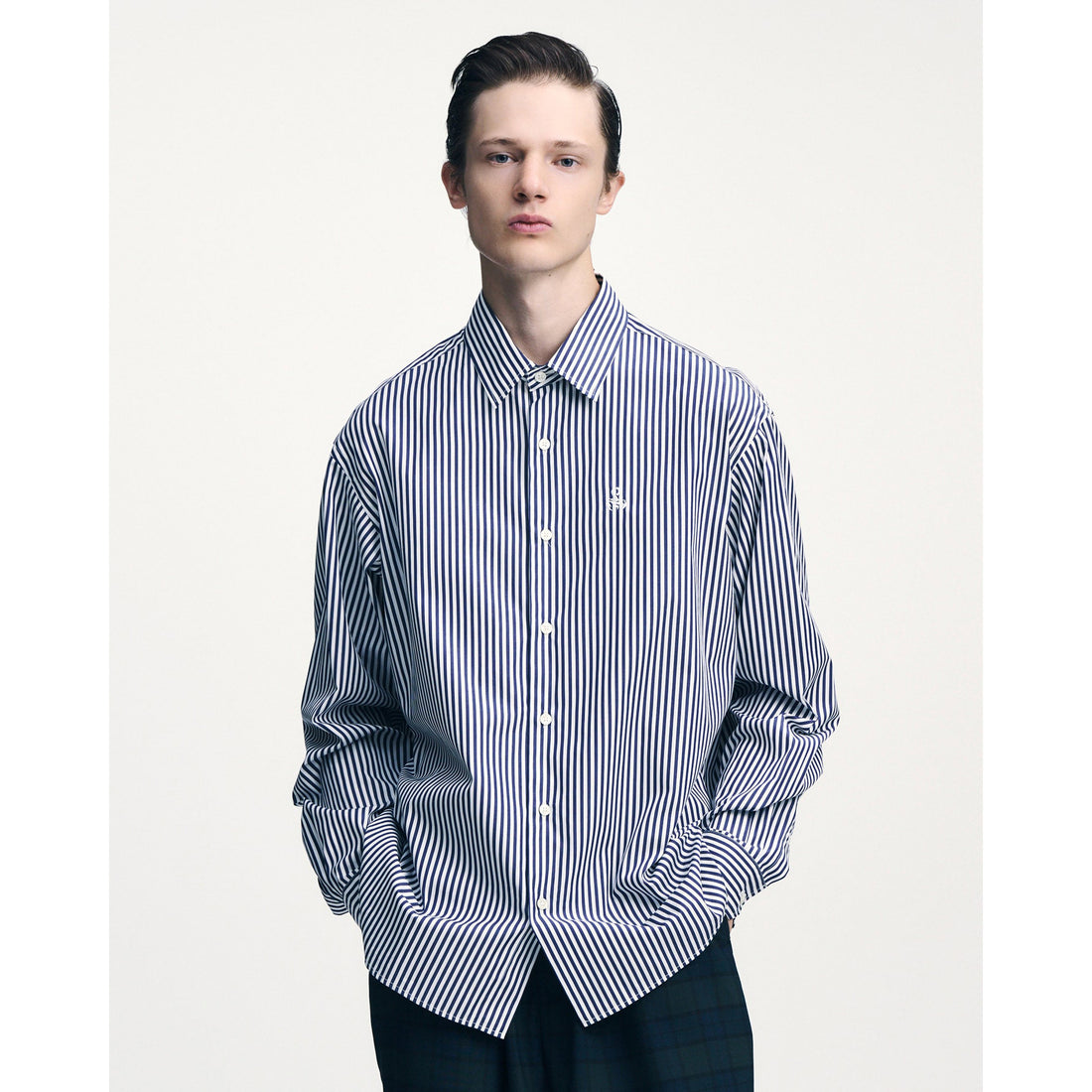 [SOPHNET.]SUVIN GIZA RELAX-FIT SHIRT/NAVY (STRIPE)(SPNT-260010)