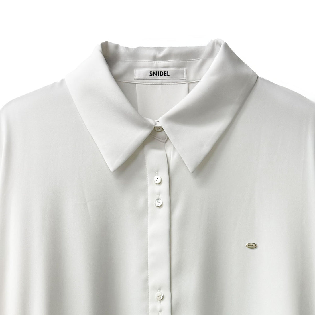 [SNIDEL]バックサテンシャツ/WHITE(SWFB261176)