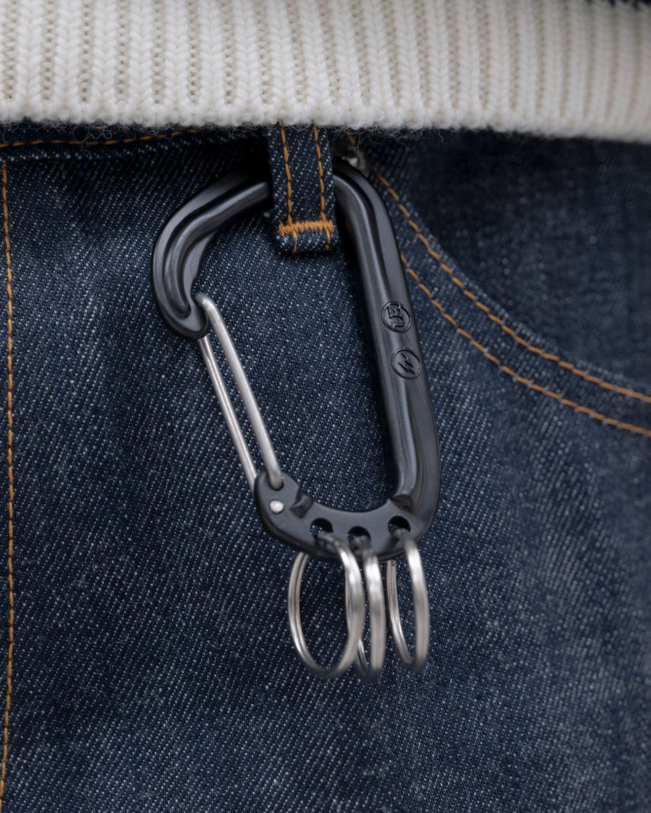 uniform experiment]ALMINIUM CARABINER(UE-262075) – R&Co.