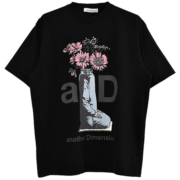 Flower another Dimension TEE/BLACK(UC1B3810)